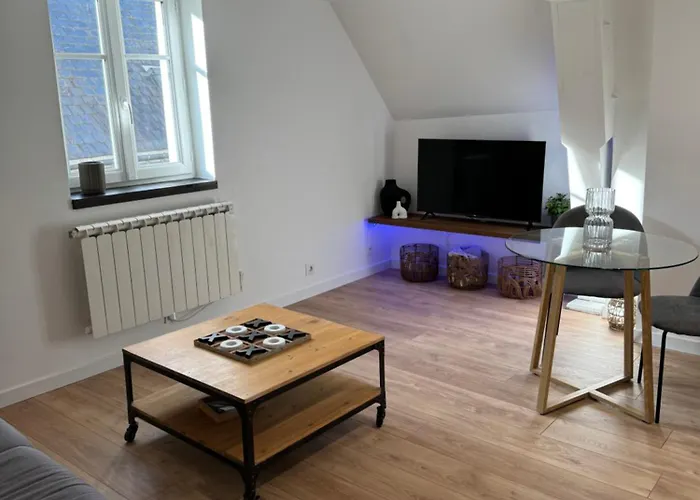 La Suite - Parvis Cathedrale